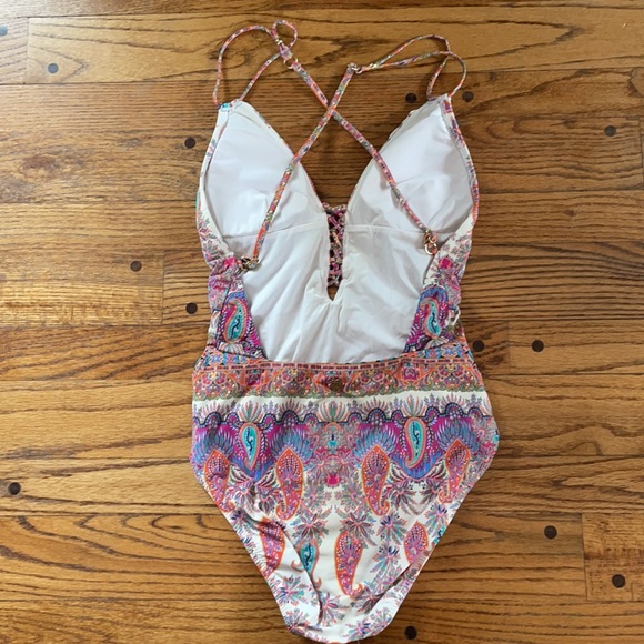 Like New! Nanette Lenore Swimsuit - Picture 2 of 4